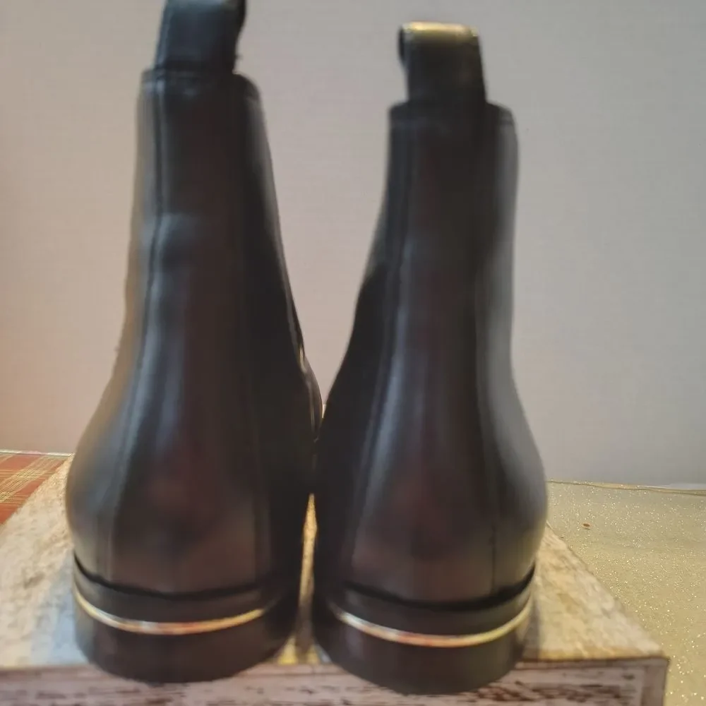 Talbots Black Leather Ankle Boots Size 8.5  A1